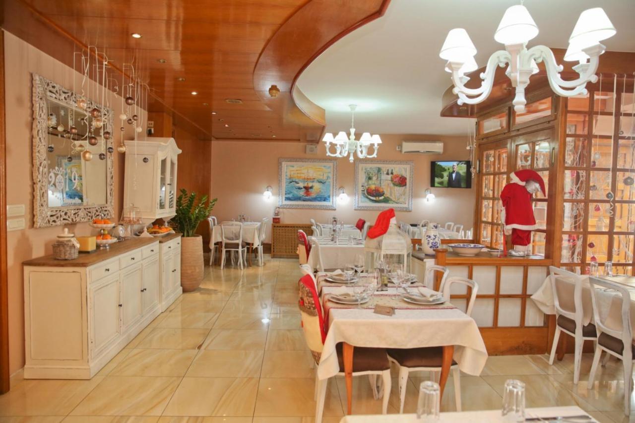 Hotel Marija Котор Екстериор снимка